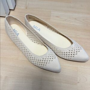 MIA Women's Beige Knit Flats